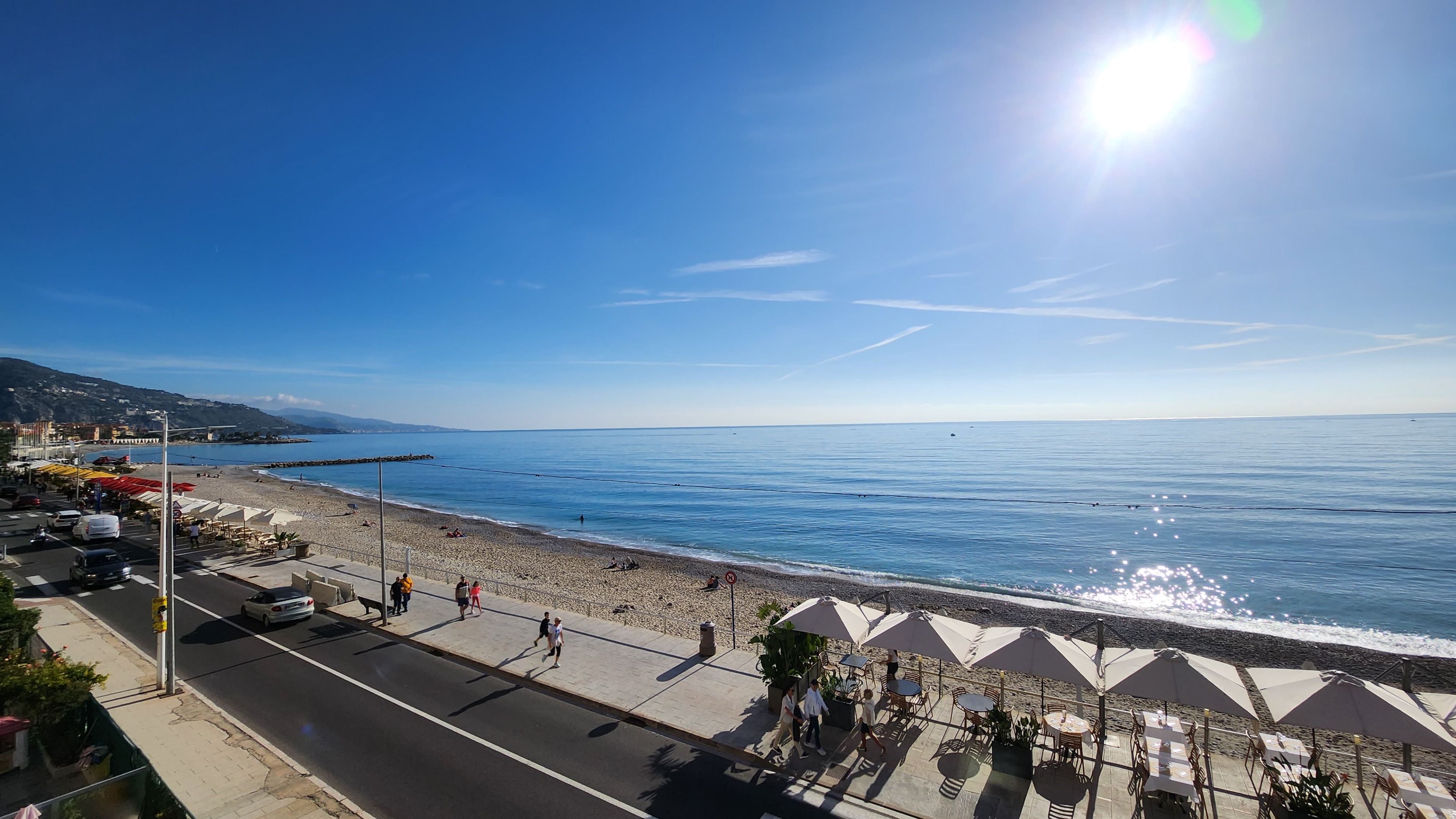 DEUX PIÈCES FACE À LA MER, TERRASSE ET GARAGE 5